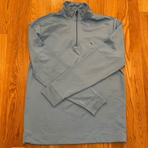 Vineyard Vines quarter zip. Men XS